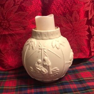 Lenox ornamental Glow Nativity Scene Votive.